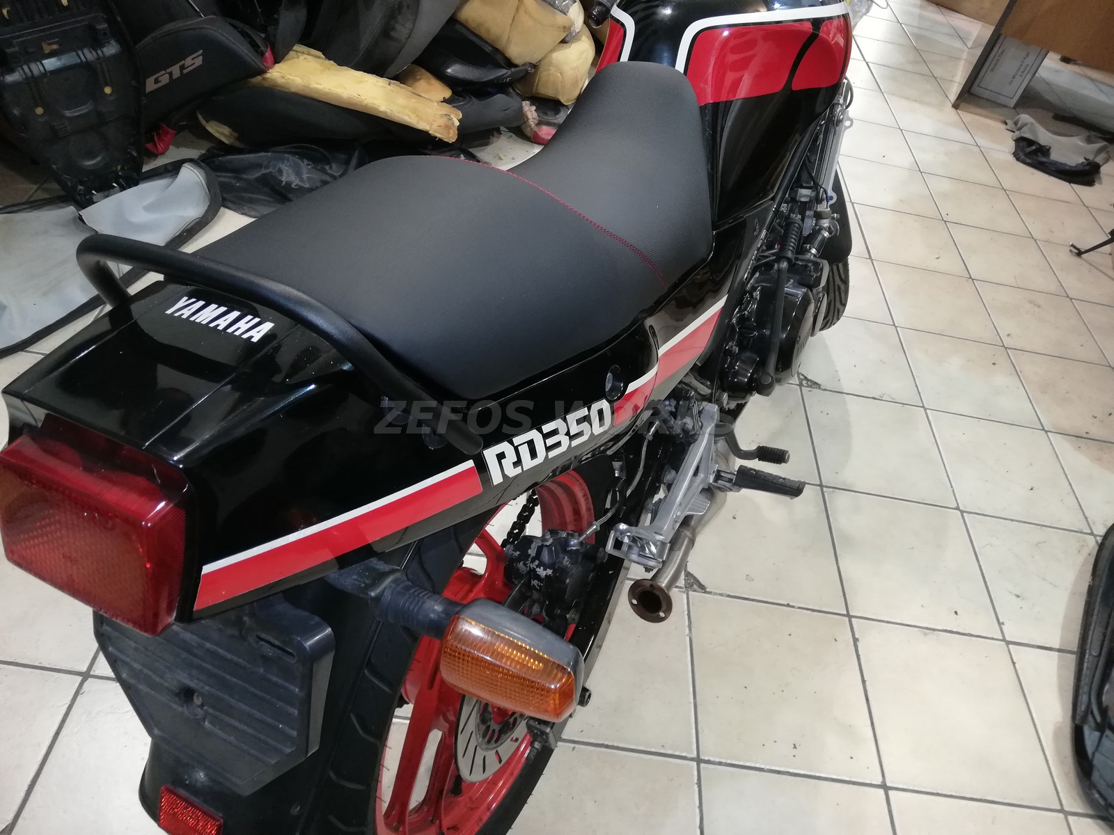 RD 350 yamaha - Image 4